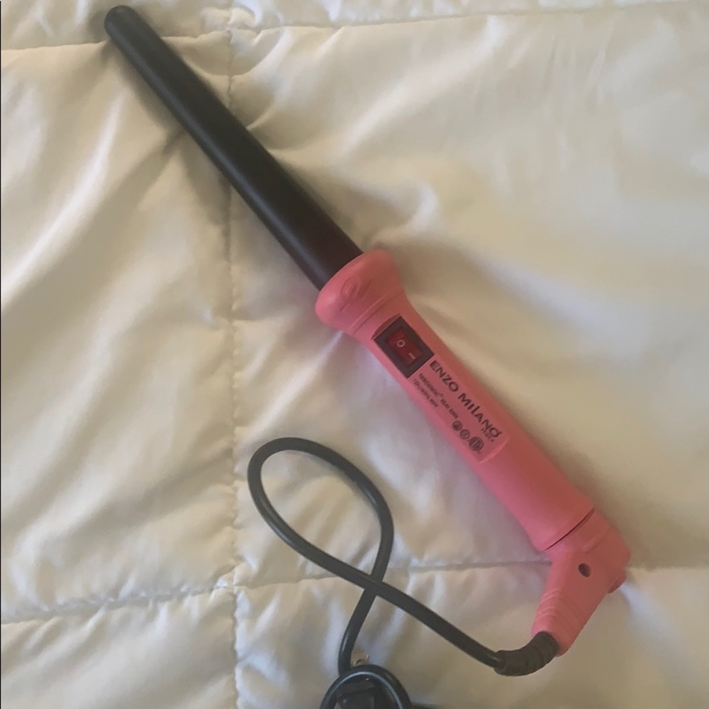 Enzo Milano pink styling wand